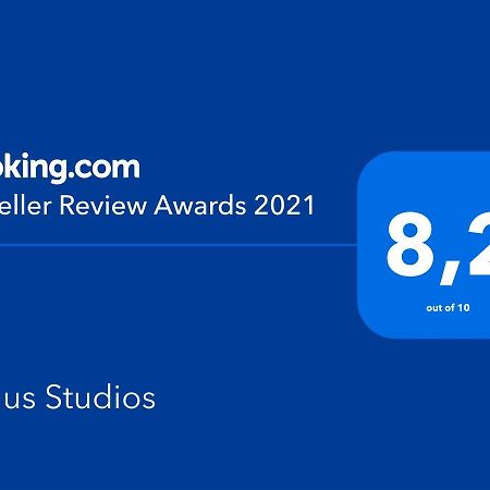 Venus Studios アリカナス エクステリア 写真